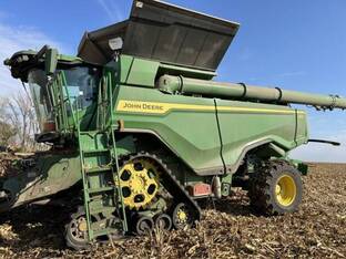 2023 John Deere X9 1100