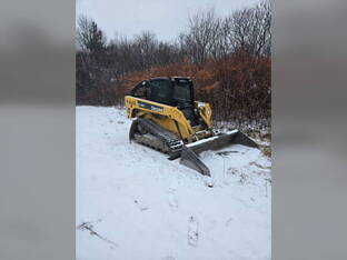 2005 John Deere CT332