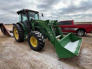 2015 John Deere 6140D