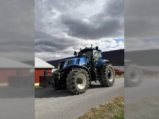 2013 New Holland T8.390