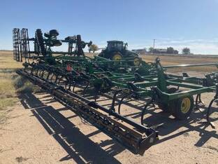 2023 John Deere 2430