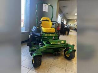 2025 John Deere Z720E