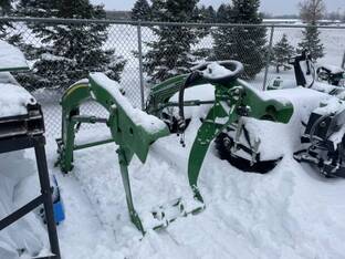 2022 John Deere 320R