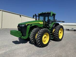 2022 John Deere 8R 340