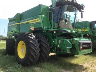 2025 John Deere S7 800