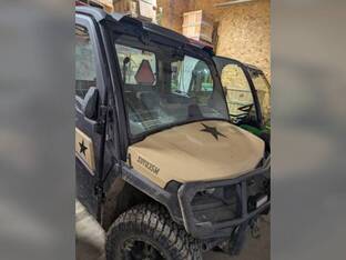 2022 John Deere XUV835M HONOR