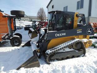 2021 John Deere 325G