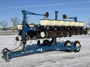 2009 Kinze 3500