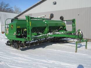 2002 John Deere 1590