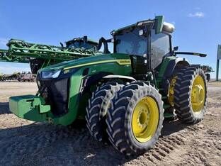 2023 John Deere 8R 410