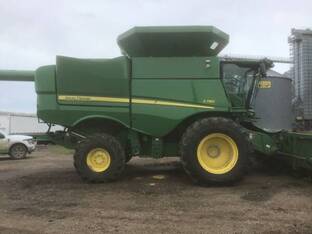 2024 John Deere S780