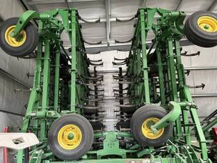 2018 John Deere 2230