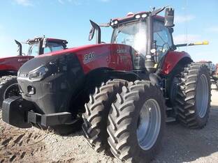2020 Case IH Magnum 340