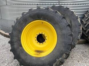 John Deere 410R Floats