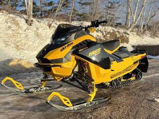2024 Ski-Doo MXZ X-RS 850