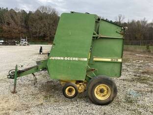 1993 John Deere 335