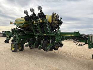 2012 John Deere 1790