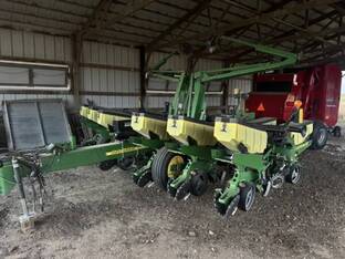 2013 John Deere 1760