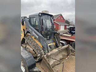 2017 John Deere 317G