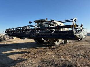 2018 MacDon Industries FD140