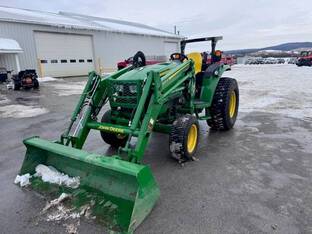 2022 John Deere 4052R