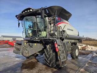 2022 Gleaner S96