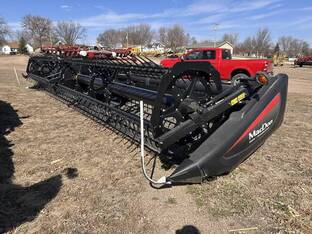 2013 MacDon Industries FD75