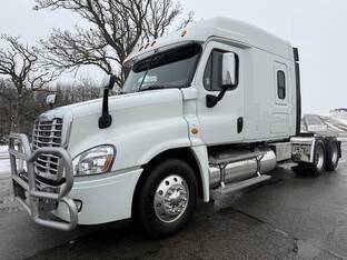 2015 Freightliner CASCADIA 125