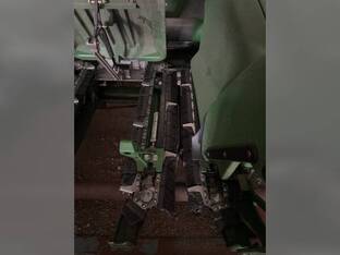 2013 John Deere 608C