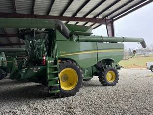 2024 John Deere S760
