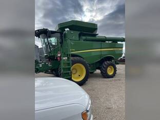 2022 John Deere S770