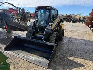 2023 New Holland L328