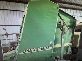 2001 John Deere 467