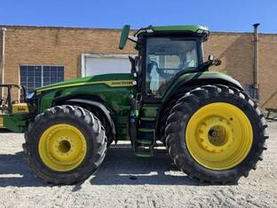 2025 John Deere 8R 410