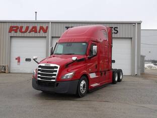2022 Freightliner CASCADIA 126