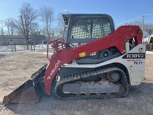 2022 Takeuchi TL10V2