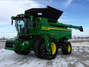 2025 John Deere S7 800