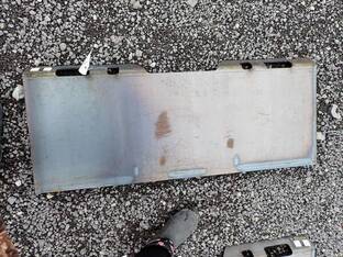 SKID LOADER PLATE