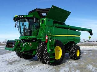 2024 John Deere S790