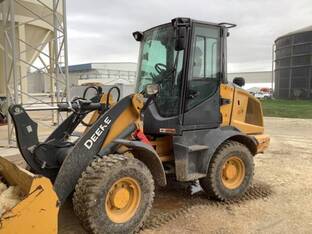 2021 John Deere 244L