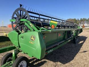 2010 John Deere 635F