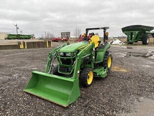 2022 John Deere 2038R