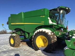 2023 John Deere S780