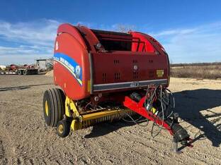 2015 New Holland ROLL-BELT 560