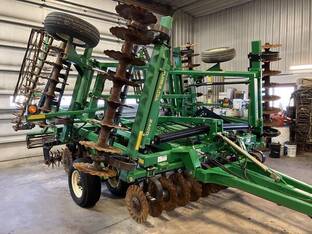 2010 Great Plains 2400TT