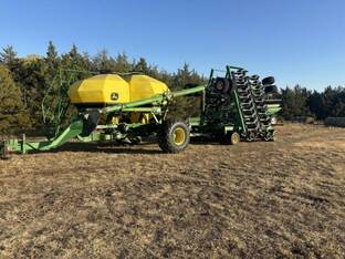 2004 John Deere 1890