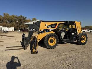 2018 Caterpillar TL1055D