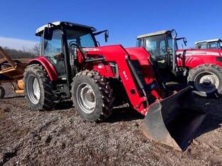 2016 Massey-Ferguson 5613