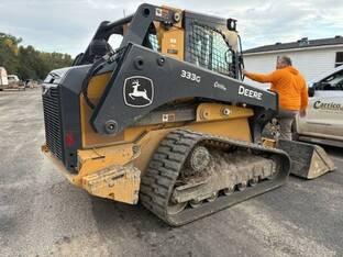 John Deere 333G