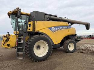 2014 New Holland CR6090